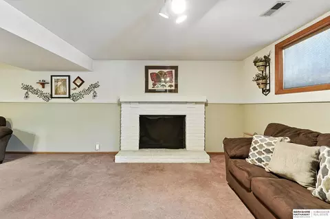 13063 Patrick Cir, Omaha, NE 68164 photo 29