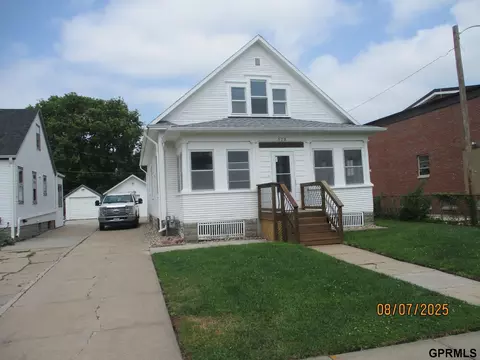 522 E 3 St, Fremont, NE 68025