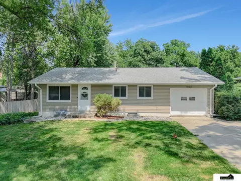 E Drive, Lincoln, NE 68506