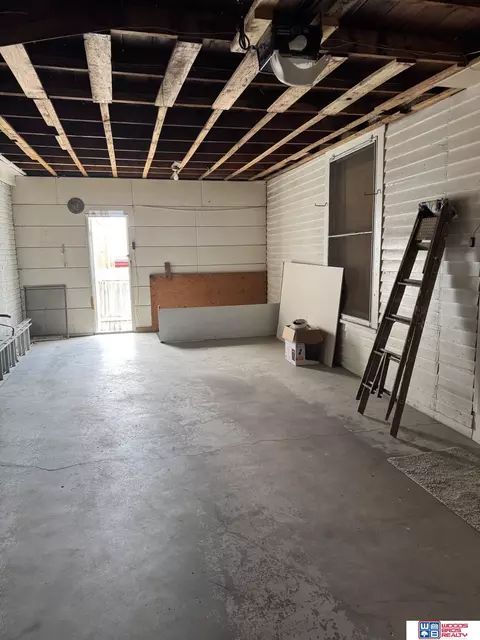 Exterior - 709 Ella St, Beatrice, NE 68310 photo 1 of 2