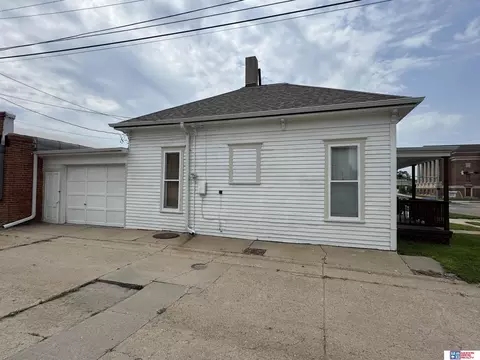 Other - 709 Ella St, Beatrice, NE 68310 photo 2 of 11