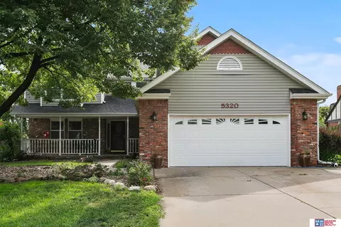 5320 S 68th St, Lincoln, NE 68516
