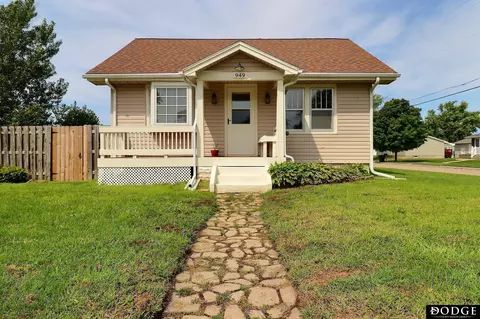 949 N Hancock St, Fremont, NE 68025