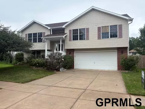 1300 Patterson Dr, Lincoln, NE 68522