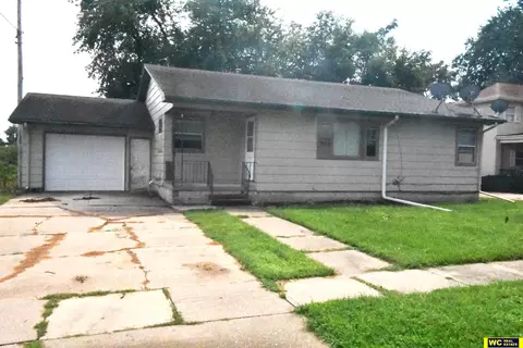 625 W Eagle St, Arlington, NE 68002