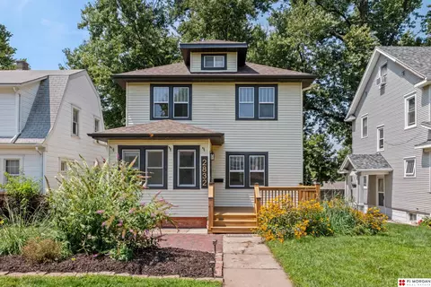 2832 S 31st St, Omaha, NE 68105