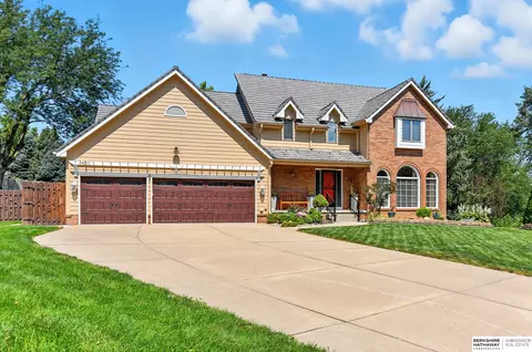 3430 S 161st Cir, Omaha, NE 68130