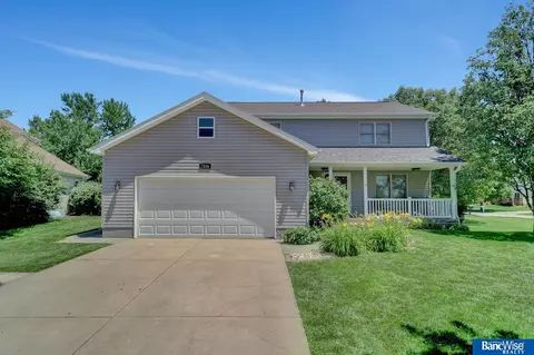 7530 S 29th St, Lincoln, NE 68516