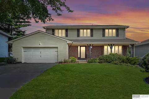 1410 S 134th St, Omaha, NE 68144