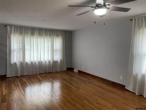 Living - 1228 E St, Geneva, NE 68361 photo 2 of 5