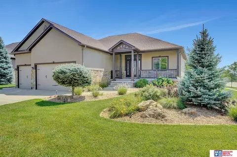 2931 Ridgegate Dr, Lincoln, NE 68516