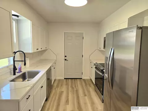 122 Hillside Dr, Bellevue, NE 68005 photo 6