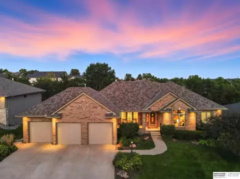 14853 Hanover St, Bennington, NE 68007