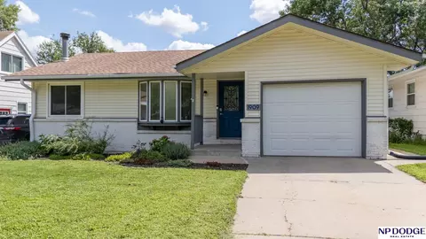 1909 Fairfield St, Lincoln, NE 68521