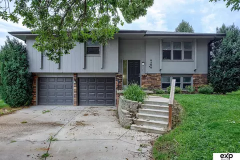 6506 S 154 St, Omaha, NE 68137