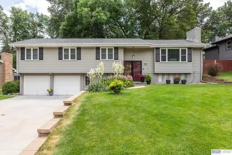 11817 Cedar St, Omaha, NE 68144 photo 3