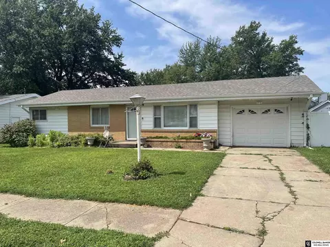 605 View St, Tabor, IA 51653