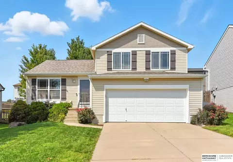 15410 Clay St, Bennington, NE 68007