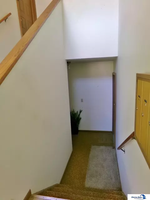 Entry Way - 624 N 8th St, Beatrice, NE 68310 photo 3 of 3