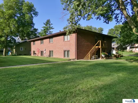 Exterior - 624 N 8th St, Beatrice, NE 68310 photo 1 of 3