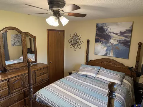 Bedroom - 1607 N 18th St, Beatrice, NE 68310 photo 4 of 6