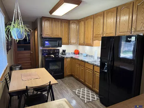 Kitchen - 1607 N 18th St, Beatrice, NE 68310 photo 2 of 2
