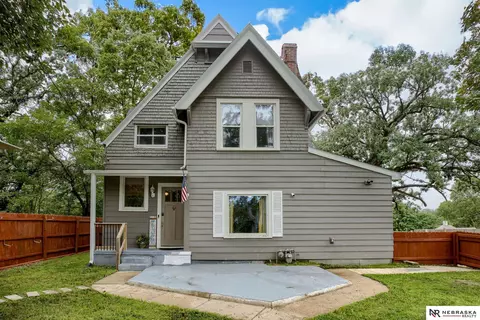 704 Hazel St, Council Bluffs, IA 51503