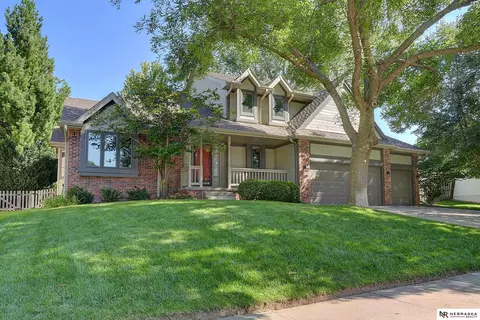 16178 Capitol Ave, Omaha, NE 68118