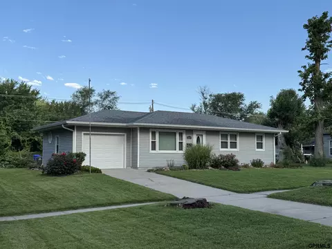 2225 Main Ave, Crete, NE 68333