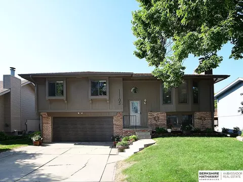 11105 Monroe St, Omaha, NE 68137