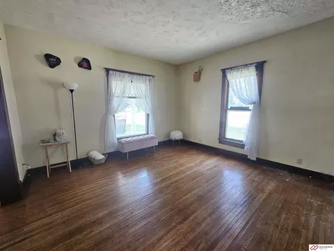 1700 Elk St, Beatrice, NE 68310 photo 4