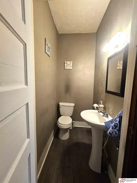 1700 Elk St, Beatrice, NE 68310 photo 8