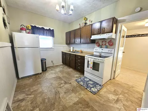 1700 Elk St, Beatrice, NE 68310 photo 10