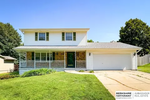 907 Buckboard Blvd, Papillion, NE 68046