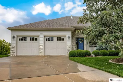 15651 Himebaugh Cir, Omaha, NE 68116