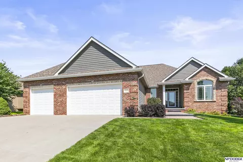 11007 S 173rd St, Omaha, NE 68136