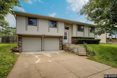 13510 Atwood Ave, Omaha, NE 68144