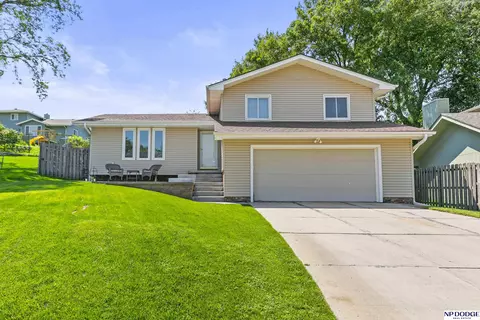 2224 S 162 Cir, Omaha, NE 68130