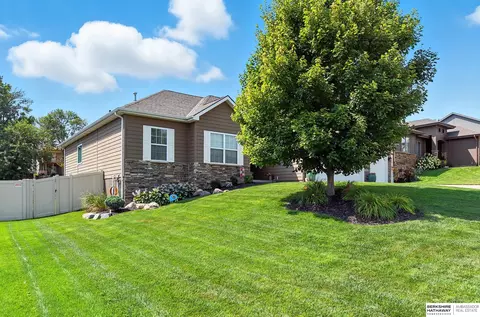 Exterior - 2107 Barbara Ave, Bellevue, NE 68147 photo 6 of 7