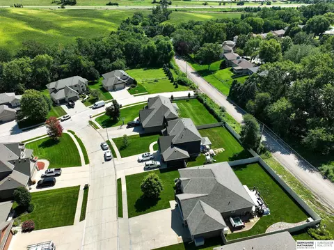 View/Area - 2107 Barbara Ave, Bellevue, NE 68147 photo 3 of 5