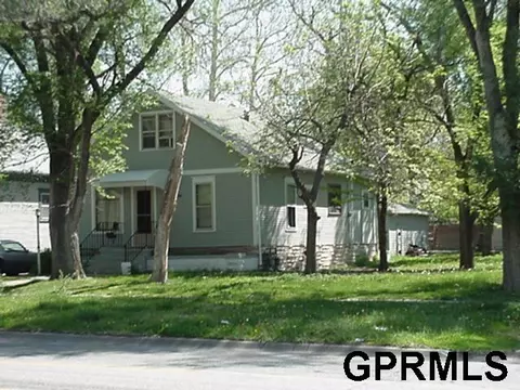 2236 S 13 St, Lincoln, NE 68502