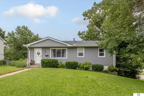 3459 S 127th St, Omaha, NE 68144