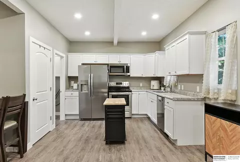 210 E Main St, Cedar Bluffs, NE 68015 photo 4