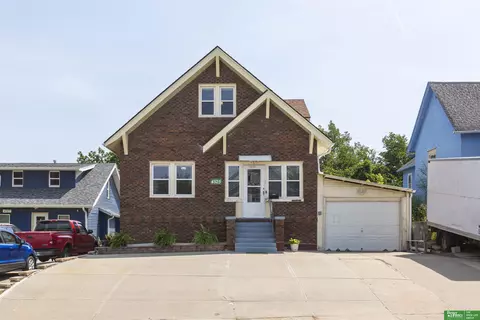 4525 S 17th St, Omaha, NE 68107