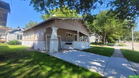 423 E 6th St, York, NE 68467 photo 4