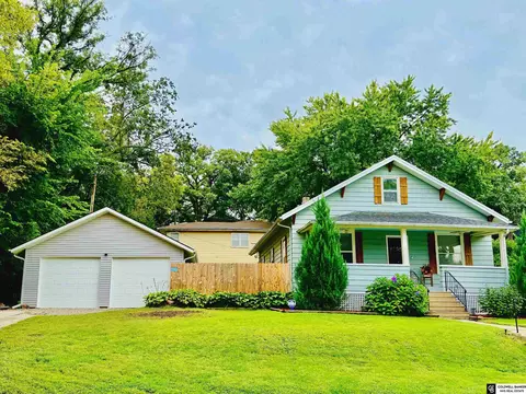 623 2nd Ave, Plattsmouth, NE 68048