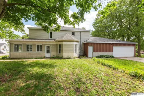 355 N 8th St, Arlington, NE 68002