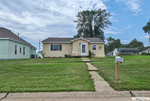 605 11th St, Auburn, NE 68305