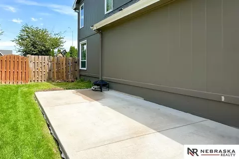 2004 Windcrest Ave, Papillion, NE 68133 photo 5