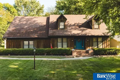 2105 N St, Aurora, NE 68818